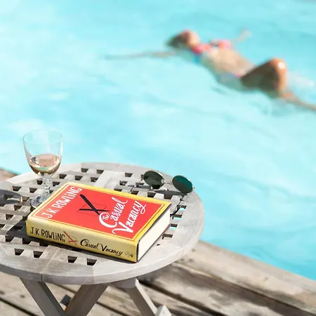 La Jolie Longère Fleurie Tiny House Avec Piscine Et Jardin 3*